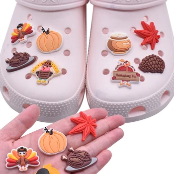 Гореща разпродажба, 1 бр. PVC Аксесоари за Деня на Благодарността за Crocs, Дамски сандали, Катарами, Детски игли, Украса на обувки, Дънки, Коледен подарък