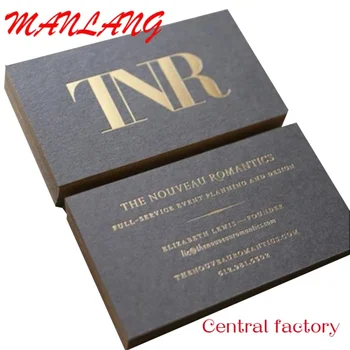 Изработена по поръчка Ниска стойност на поръчка е Матирана Черна визитка с релефни златни фолио