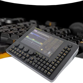 Конзола Mini Q0 Command Wing Moving Head Stage Light MA Controller За парти, DJ Club, Професионално оборудване, Контролер за осветление.